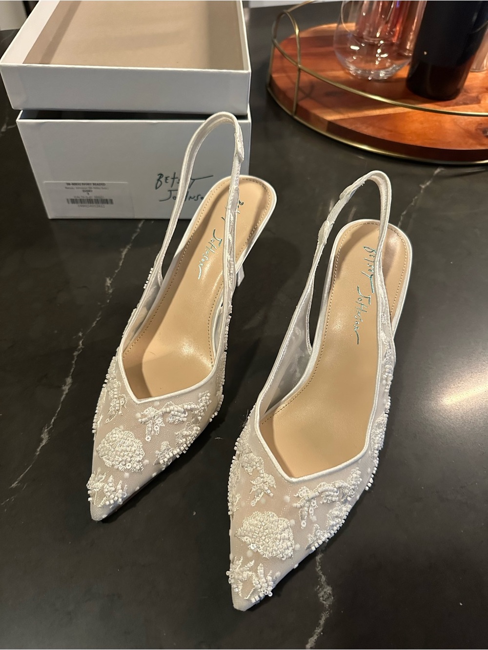 Betsy Johnson Nikki NWT Never work